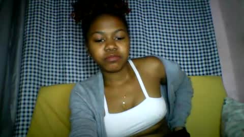 lara_belle online show from August 15, 4:27 am