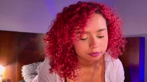 lara_curly online show from August 12, 12:18 pm