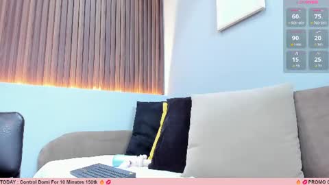      700  200   online show from August 8, 4:29 pm