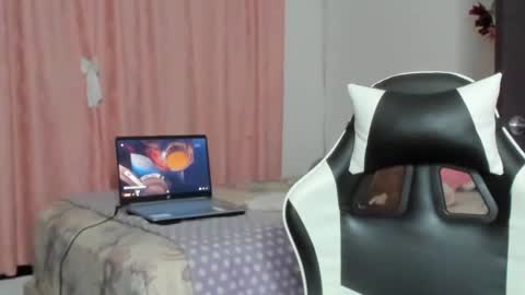 Lara online show from August 4, 2:41 am
