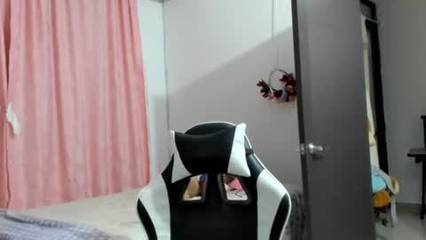 Lara online show from August 9, 12:55 am