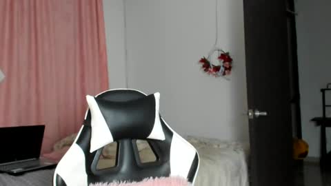 Lara online show from August 13, 4:04 am