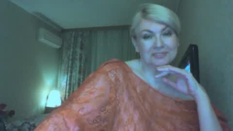 laramrs online show from May 9, 10:12 pm