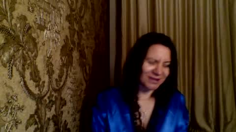 LaraSwity online show from August 12, 9:50 pm