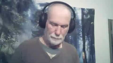 Larbie online show from August 9, 4:46 am