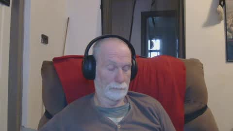 Larbie online show from August 10, 12:23 am