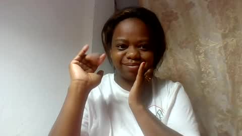 larissa645771 online show from August 13, 2:14 am