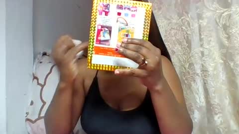 larissa645771 online show from August 14, 5:22 am