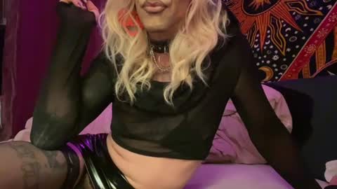 larissx222 online show from August 15, 8:24 pm