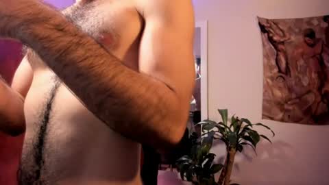 larry_stewart online show from August 2, 2:51 am