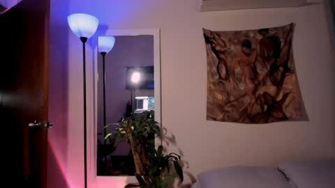 larry_stewart online show from August 15, 1:09 am