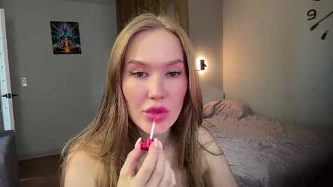 Kiki online show from August 11, 9:55 am