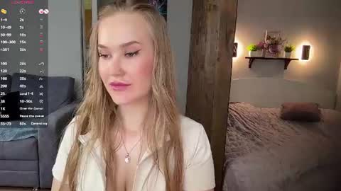 Kiki online show from August 13, 7:11 am