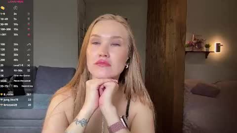Kiki online show from August 17, 7:35 am
