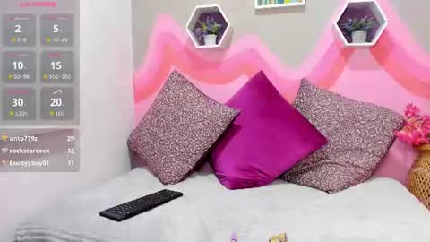 Tania  online show from August 15, 2:10 pm