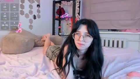 Alice online show from August 3, 12:39 am
