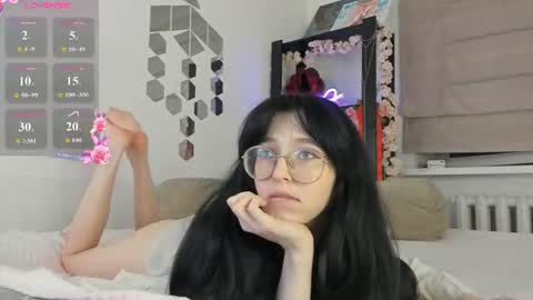 Alice online show from August 7, 9:26 pm