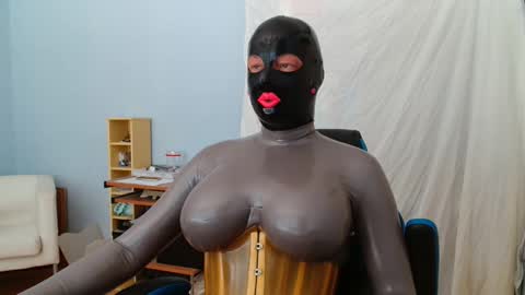 Latex Doll Iris online show from May 9, 8:06 am