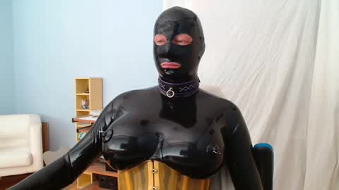Latex Doll Iris online show from May 11, 1:24 pm