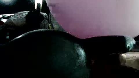 latexchris77 online show from July 21, 2:37 am