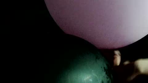 latexchris77 online show from July 30, 2:41 am