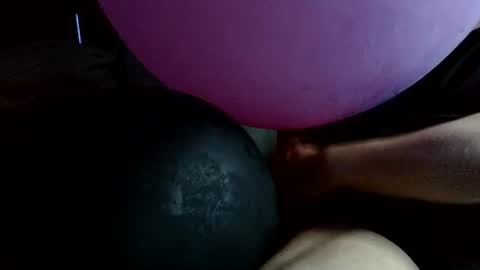 latexchris77 online show from August 11, 2:35 am