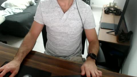 latexdave84 online show from July 10, 2:28 am