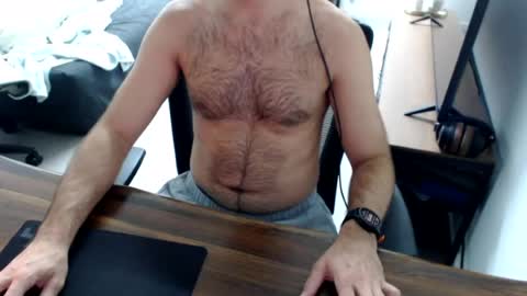 latexdave84 online show from August 18, 10:10 am