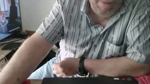 Andreas  Latexlover  online show from June 2, 11:57 am