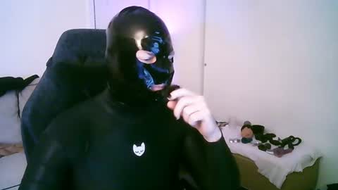 latexminheadroom online show from July 11, 1:55 am