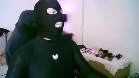 latexminheadroom online show from July 22, 5:43 am