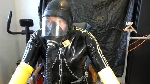 latexslaafboy online show from February 26, 10:47 am
