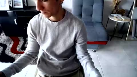 Steven online show from August 15, 12:42 pm