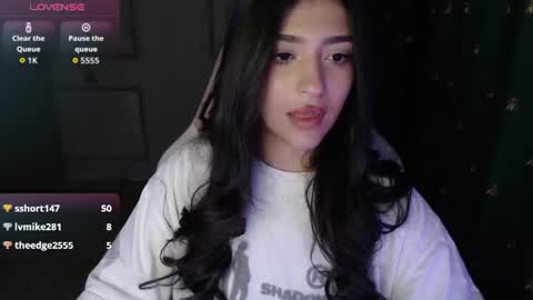 miiiiiiaaaa online show from July 18, 8:21 pm