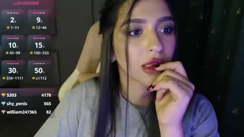 miiiiiiaaaa online show from July 27, 11:54 pm