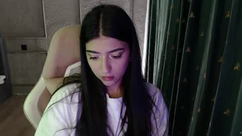 miiiiiiaaaa online show from July 30, 12:51 am