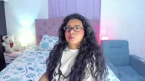 latinabombsheell online show from August 1, 6:19 am