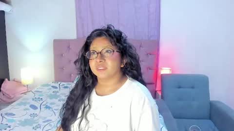 latinabombsheell online show from August 14, 5:11 am