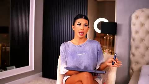 Latina online show from August 16, 6:34 pm