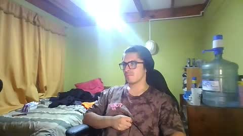 latinn_babe online show from March 25, 4:29 am