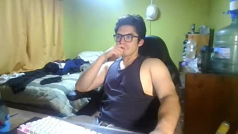 latinn_babe online show from April 6, 5:11 am