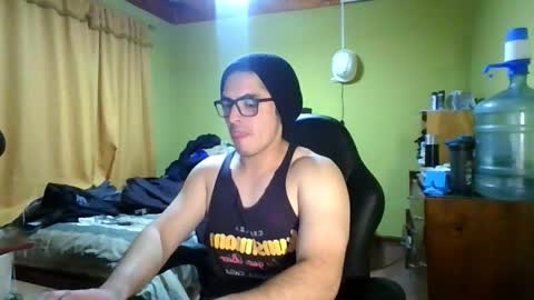 latinn_babe online show from May 12, 4:24 am