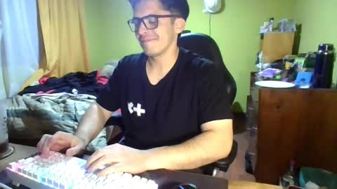 latinn_babe online show from May 31, 5:53 am