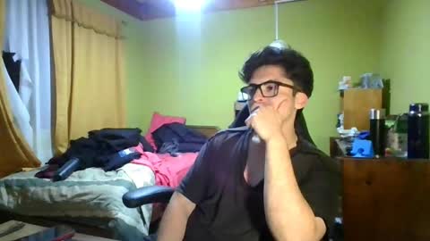 latinn_babe online show from June 8, 7:03 am