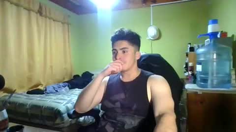 latinn_babe online show from June 26, 3:32 am