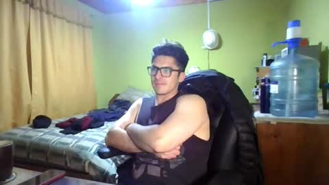 latinn_babe online show from July 15, 4:46 am