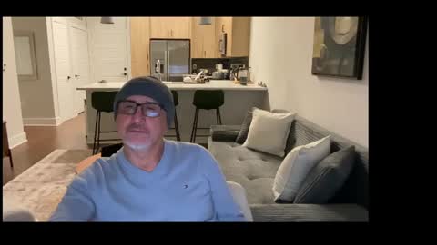 QS - INDEPENDENT MODEL online show from August 14, 4:38 am