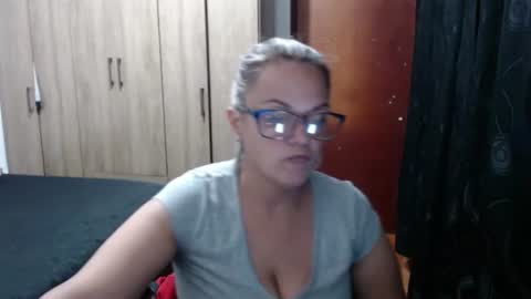 Laura online show from August 2, 7:43 pm