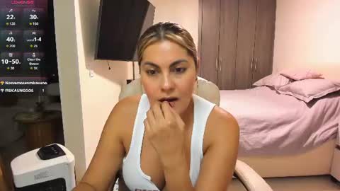 Lau miii online show from September 9, 4:20 am
