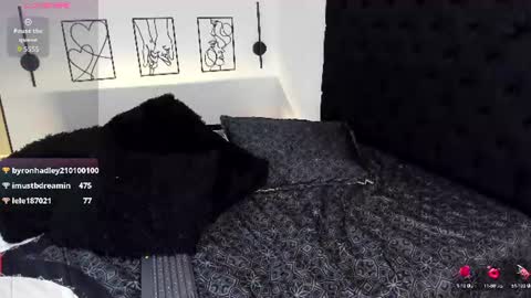 Laura 3 online show from August 14, 11:41 pm
